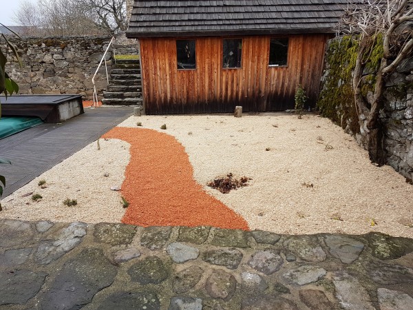 massif paillage minéral la charmille paysagiste entreprise d'espaces verts mauriac