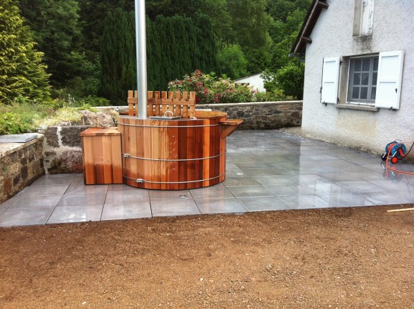 Terrasse dalles et bain norvégien La Charmille Paysagiste mauriac le falgoux